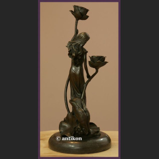 Świecznik secesja brąz kobieta z nenufarami