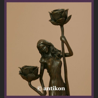 Świecznik secesja brąz kobieta z nenufarami