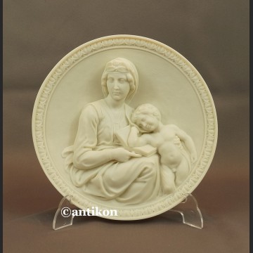 Relief  rzeźba alabastrowa Madonna z dzieciątkiem