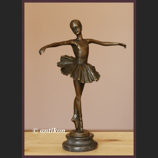 WSPANIAŁA BALETNICA BRĄZ FRANCJA