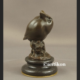 Sowa rzeźba z brązu symbol mądrości i nauki  Sowa rzeźba z brązu symbol mądrości i nauki