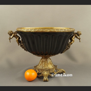 Czarna patera porcelanowa duża stylowa