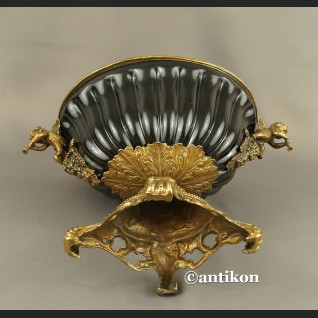 Czarna patera porcelanowa duża stylowa