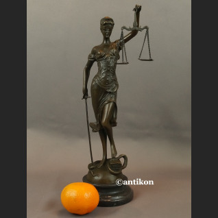 Temida rzeźba symbol sprawiedliwości brąz prezent dla prawnika 