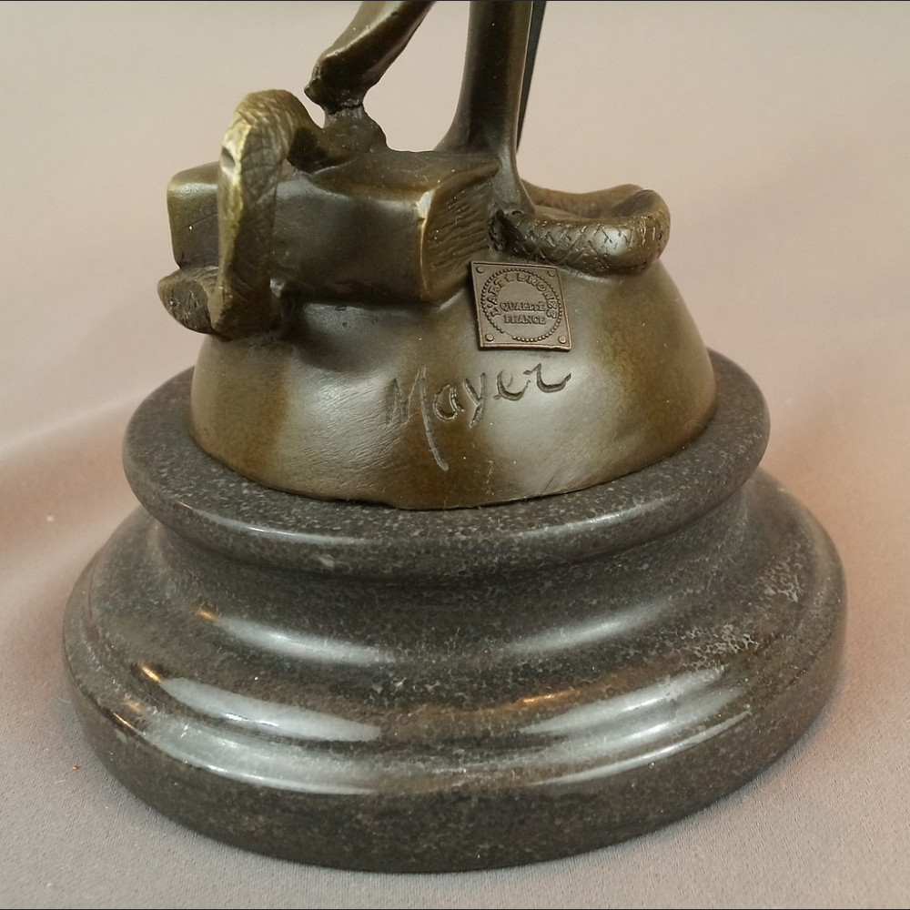 Temida rzeźba symbol sprawiedliwości brąz prezent dla prawnika 