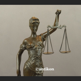 Temida rzeźba symbol sprawiedliwości brąz prezent dla prawnika 