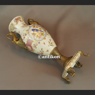 Wazon porcelanowy w stylu japońskim