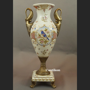 Wazon porcelanowy w stylu japońskim