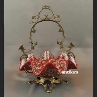 Koszyk czerwony porcelanowy na łakocie patera