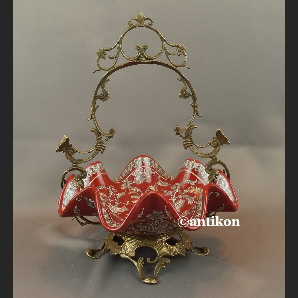 Koszyk czerwony porcelanowy na łakocie patera