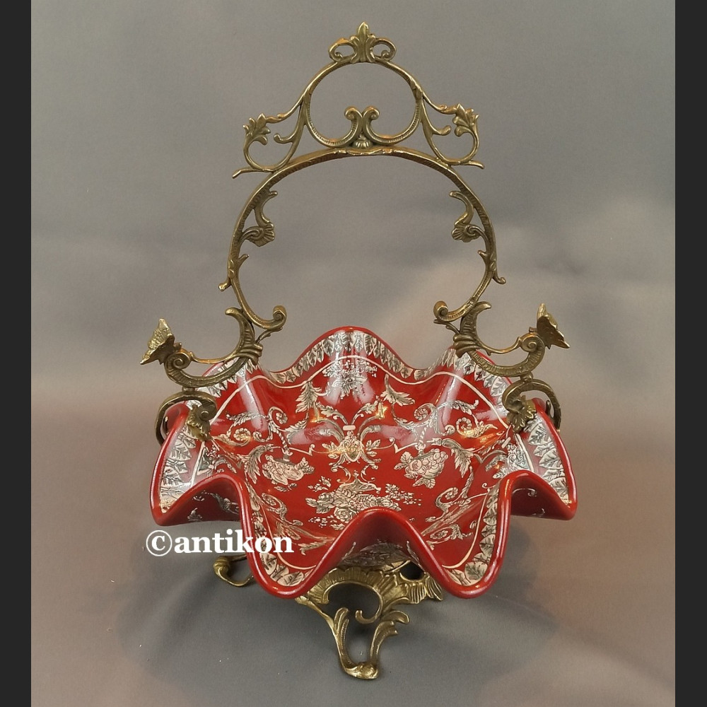 Koszyk czerwony porcelanowy na łakocie patera