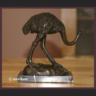 Struś rzeźba z brązu znakomita  Struś rzeźba z brązu znakomita