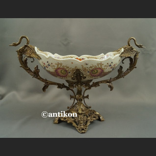 Patera barokowa porcelana z łabędziami  Patera barokowa porcelana z łabędziami