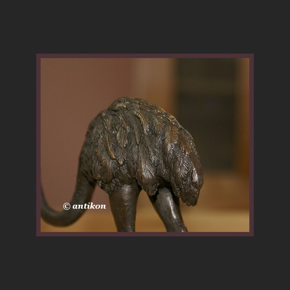 Struś rzeźba z brązu znakomita  Struś rzeźba z brązu znakomita