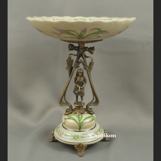 Secesyjna patera  z irysami porcelna z brązem  Patera na stopie duża fantazyjna

  - 1