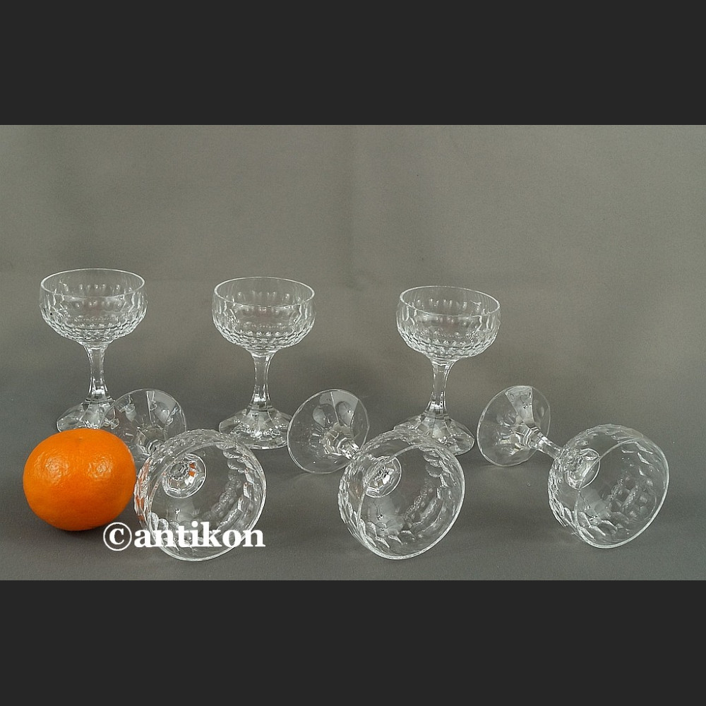 Kieliszki kryształowe do wina