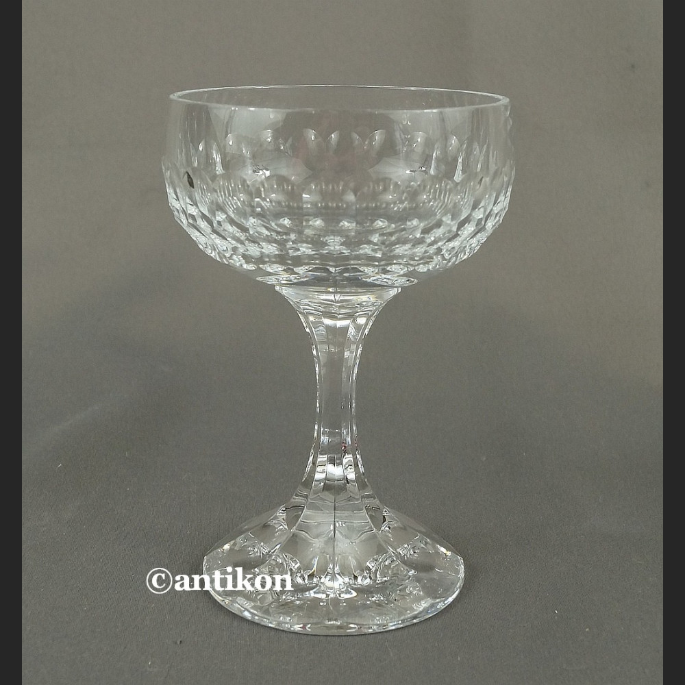 Kieliszki kryształowe do wina