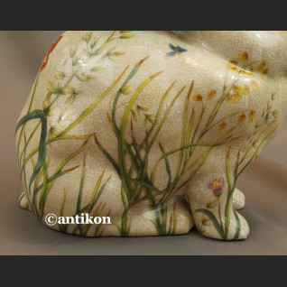 Zajączek wielkanocny z porcelany króliczek w kwiaty  Zajączek wielkanocny z porcelany króliczek w kwiaty