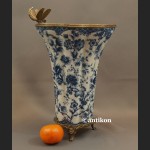 Wazon wzór cebulowy z ważką porcelana z brązem