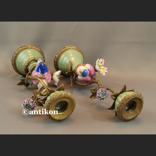 Para świeczników z ptaszkami porcelana z brązem cudowne Para świeczników z ptaszkami porcelana z brązem cudowne