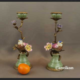 Para świeczników z ptaszkami porcelana z brązem cudowne Para świeczników z ptaszkami porcelana z brązem cudowne