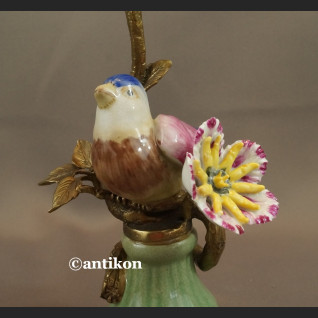 Para świeczników z ptaszkami porcelana z brązem cudowne Para świeczników z ptaszkami porcelana z brązem cudowne