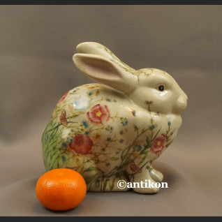 Zajączek porcelanowy wielkanocny króliczek w kwiaty  Zajączek porcelanowy wielkanocny króliczek w kwiaty
