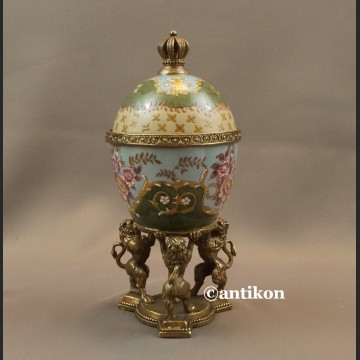 Carskie Jajo z lwami a la Faberge porcelanowa szkatuła