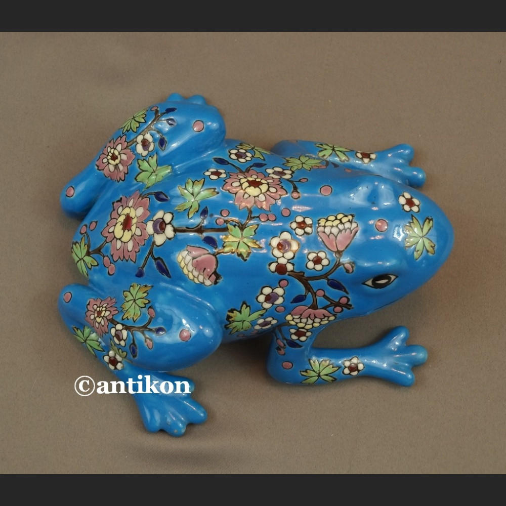 Żaba na szczęście porcelanowa niebieska 