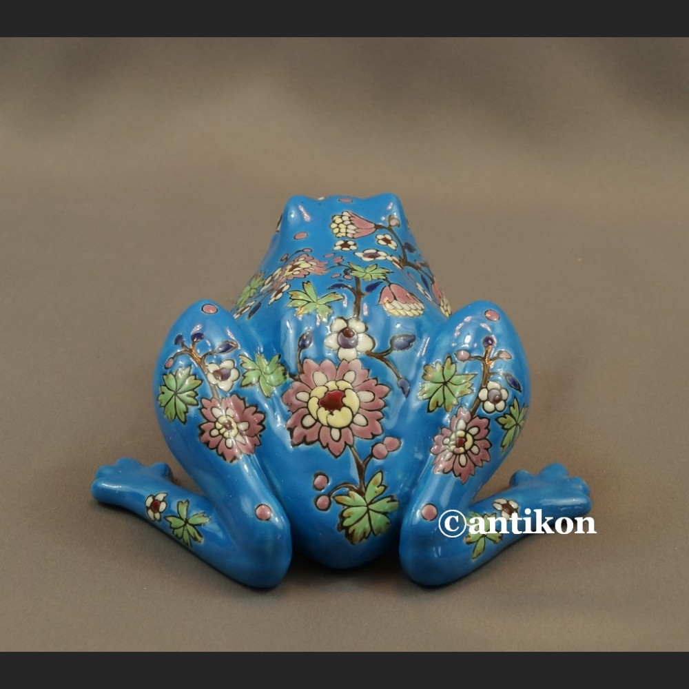 Żaba na szczęście porcelanowa niebieska 