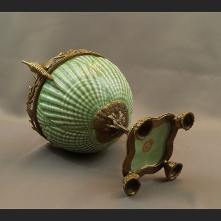 Patera porcelanowa z konikami morskimi 