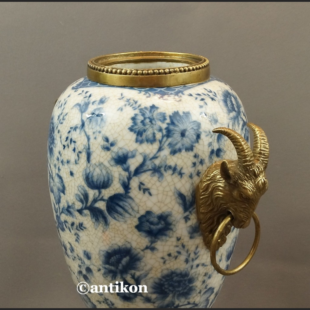 Wazon porcelanowy  wzór cebulowy duża urna 