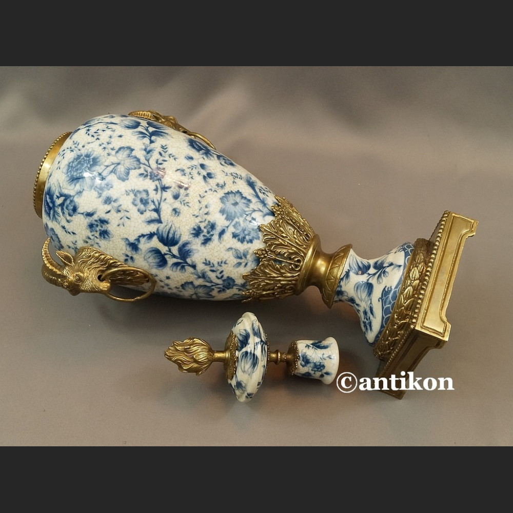 Wazon porcelanowy  wzór cebulowy duża urna 