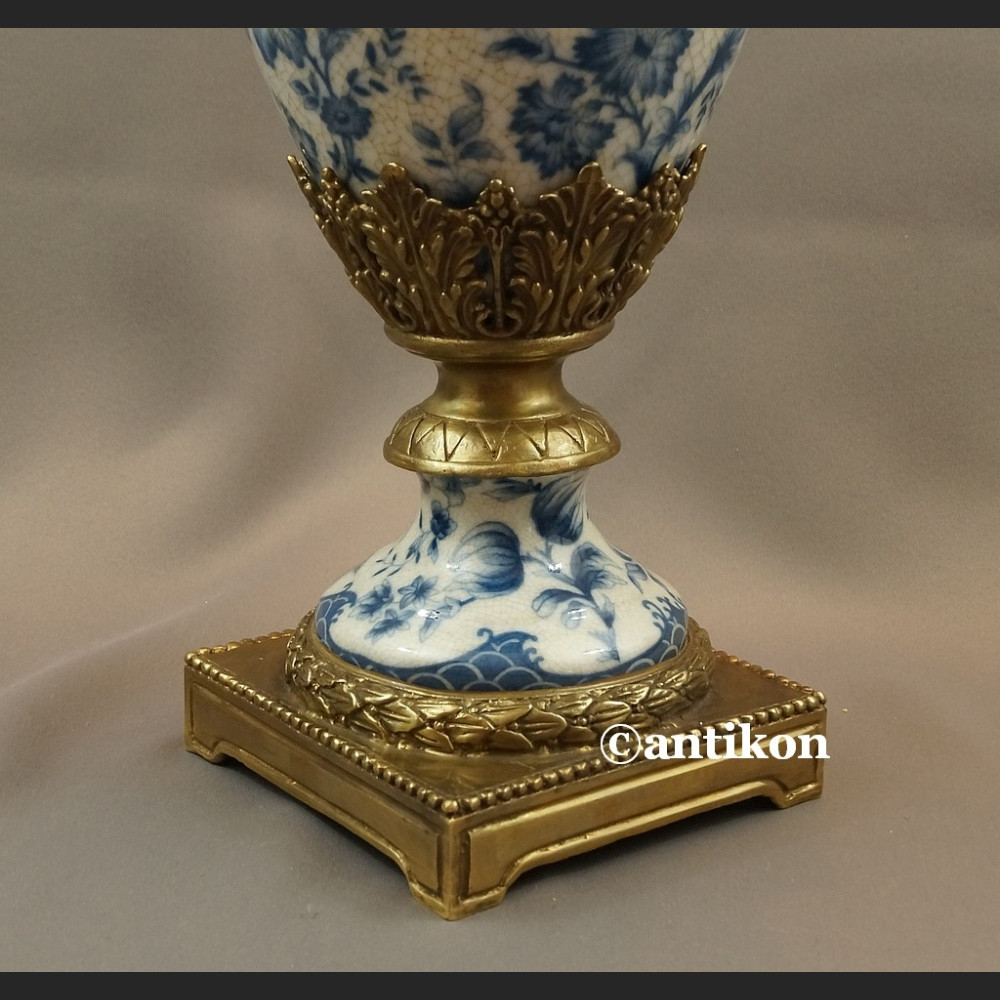 Wazon porcelanowy  wzór cebulowy duża urna 