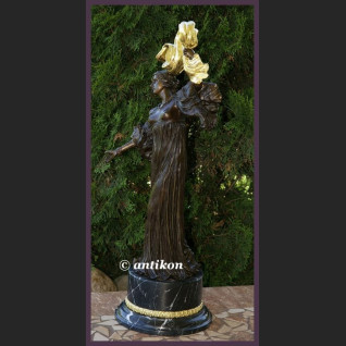 ZŁOCONY OGROMNY BRĄZ SECESJA KOBIETA Z SZARFĄ WSPANIAŁA RZEŹBA