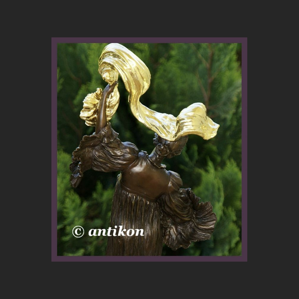 ZŁOCONY OGROMNY BRĄZ SECESJA KOBIETA Z SZARFĄ WSPANIAŁA RZEŹBA