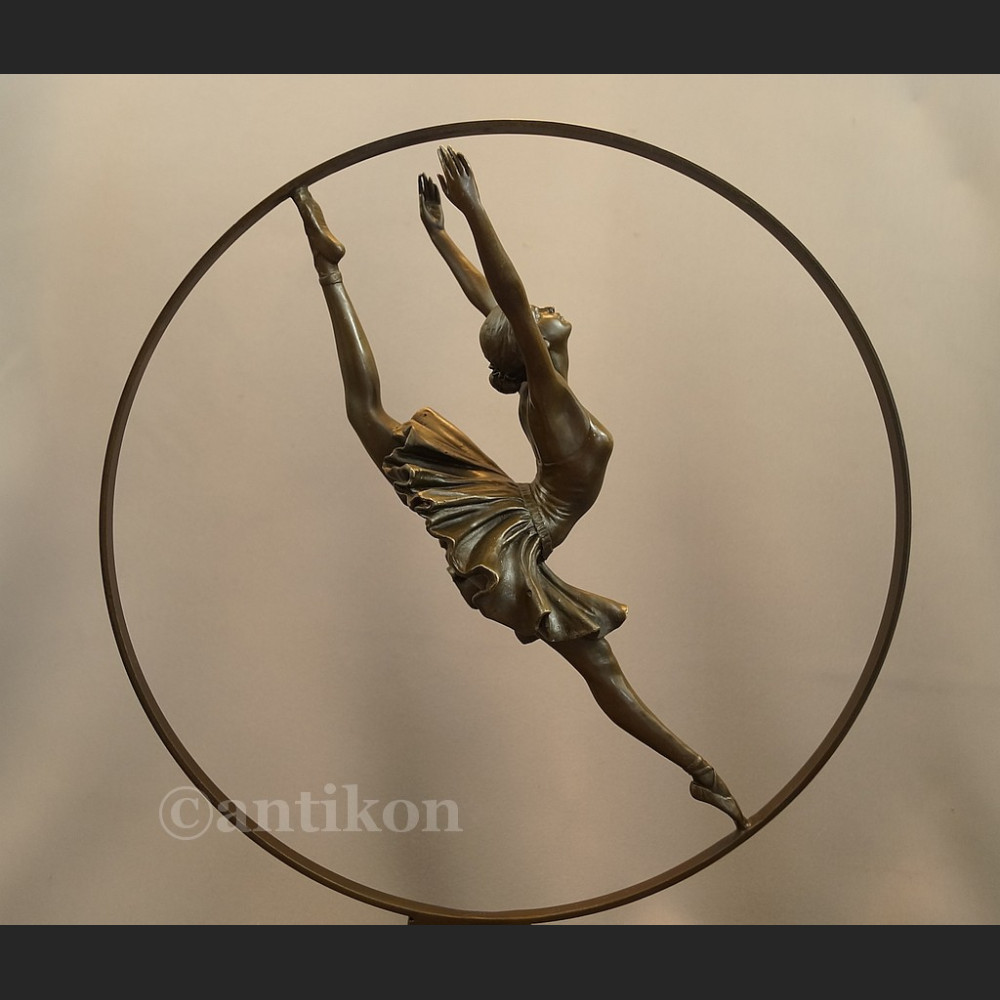 Rzeźba z brązu duże Art Deco tańcząca baletnica Rzeźba z brązu duże Art Deco tańcząca baletnica