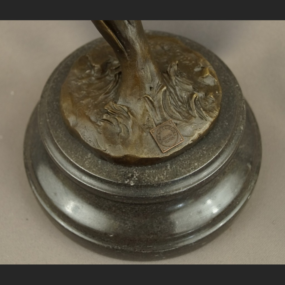 Rzeźba z brązu prześliczny elf pokaźna figura Rzeźba z brązu prześliczny elf pokaźna figura