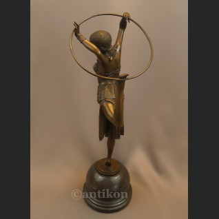 Posąg  z brązu tancerka Art Deco francuska rzeźba 