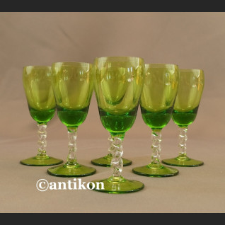 Kieliszki secesyjne zielone zestaw do likieru 