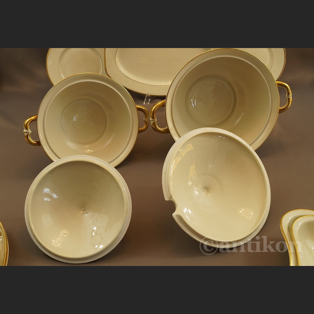 Serwis obiadowy art deco Hutschenreuther gr. Rosenthal na 12 osób  Serwis obiadowy art deco Hutschenreuther gr. Rosenthal na 12 osób