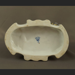 Porcelanowa figurka Winobranie grupa figuralna Porcelanowa figurka Winobranie grupa figuralna