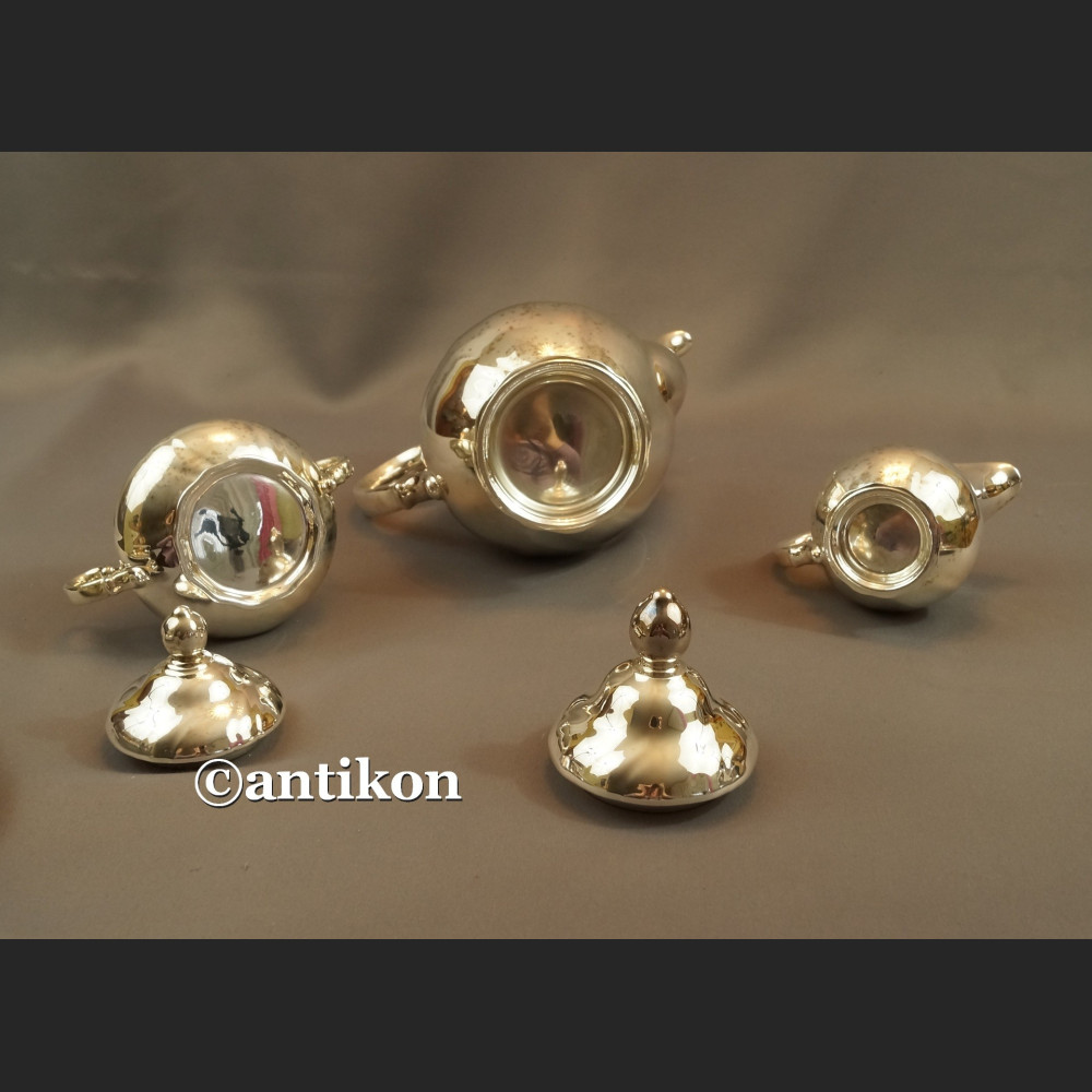 Dzbanek, cukiernica i mlecznik  posrebrzny zestaw