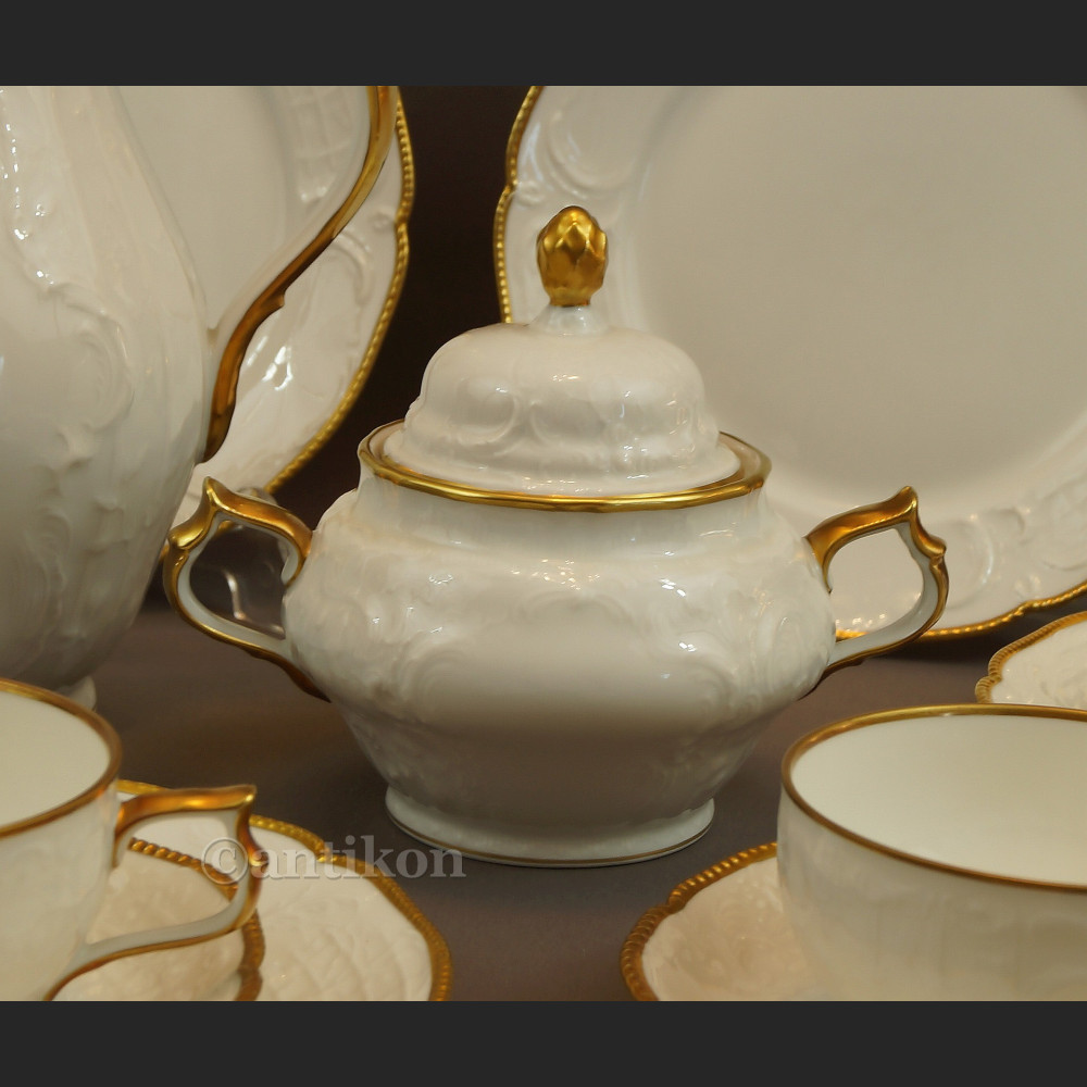 Serwis Rosenthal Sanssouci 12 osobowy biały do herbaty lata 40 XX w Serwis Rosenthal Sanssouci 12 osobowy biały do herbaty lata 40 XX w