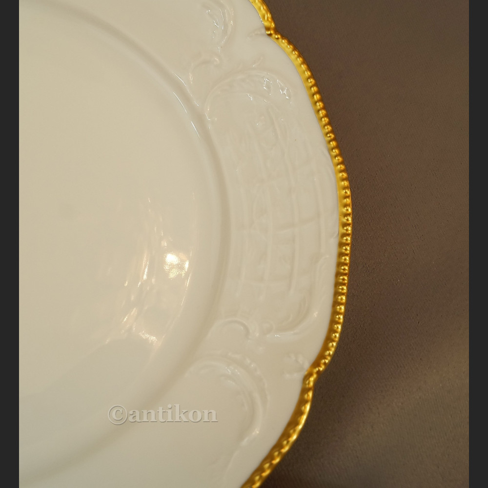 Serwis Rosenthal Sanssouci 12 osobowy biały do herbaty lata 40 XX w Serwis Rosenthal Sanssouci 12 osobowy biały do herbaty lata 40 XX w