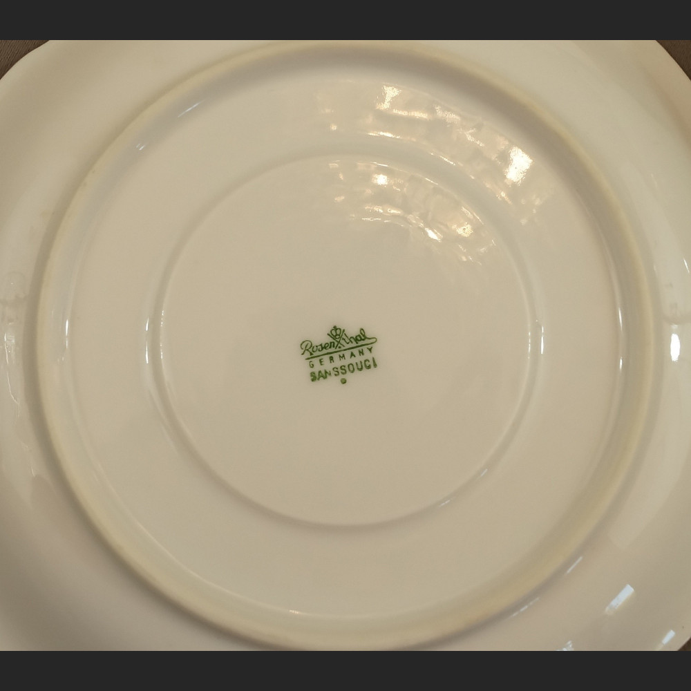 Serwis Rosenthal Sanssouci 12 osobowy biały do herbaty lata 40 XX w Serwis Rosenthal Sanssouci 12 osobowy biały do herbaty lata 40 XX w