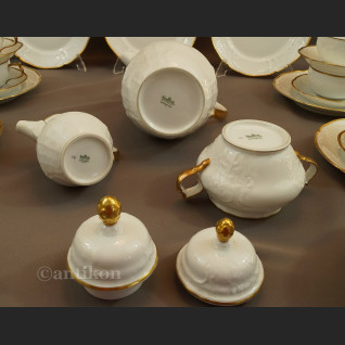 Serwis Rosenthal Sanssouci 12 osobowy biały do herbaty lata 40 XX w Serwis Rosenthal Sanssouci 12 osobowy biały do herbaty lata 40 XX w