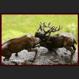 Myślistwo łowiectwo dwa jelenie w pojedynku wspaniały brąz ogromna rzeźba Myślistwo łowiectwo dwa jelenie w pojedynku wspaniały brąz ogromna rzeźba