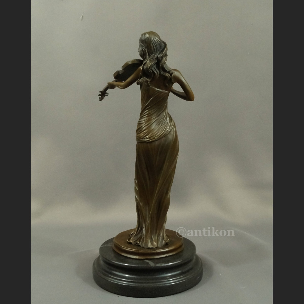 Rzeźba Skrzypaczka figurka z brązu piękna 