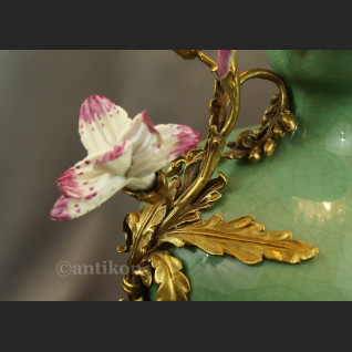 Wazon z papugami pałacowy piękny olbrzym 